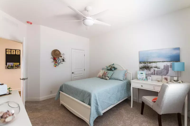 Kingsbrook kb-47 bedroom home features