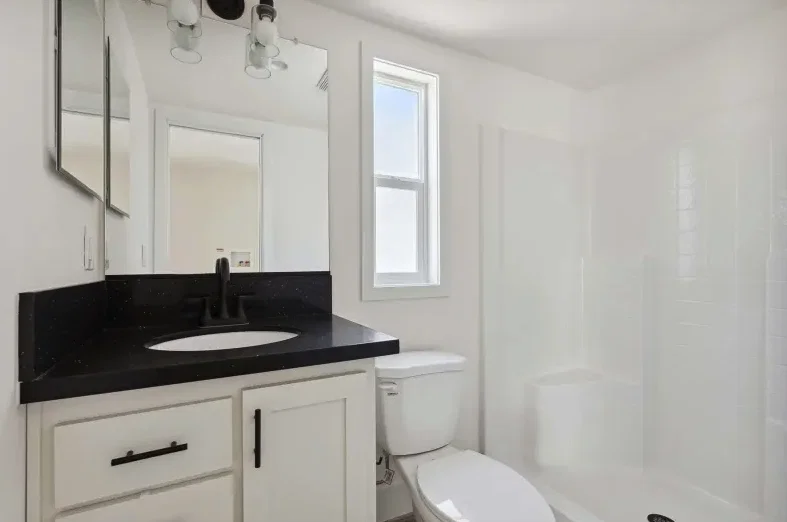Shpk-12l bathroom home features