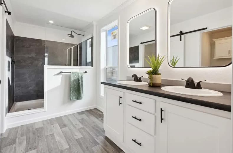 Gs 9921 av bathroom home features