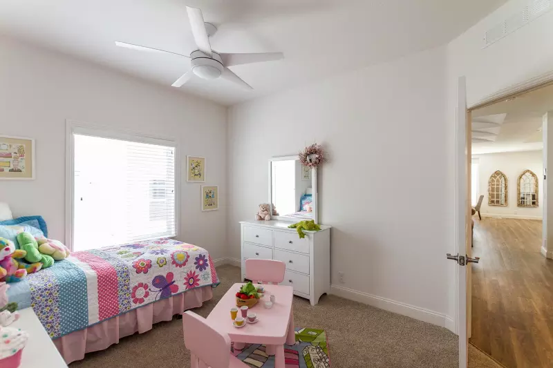 Kingsbrook kb-47 bedroom home features