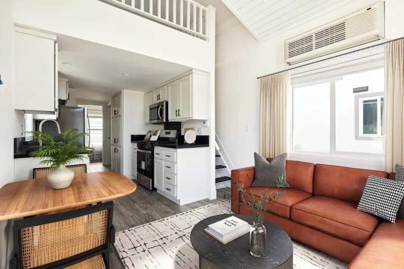 Shore park hero home features
