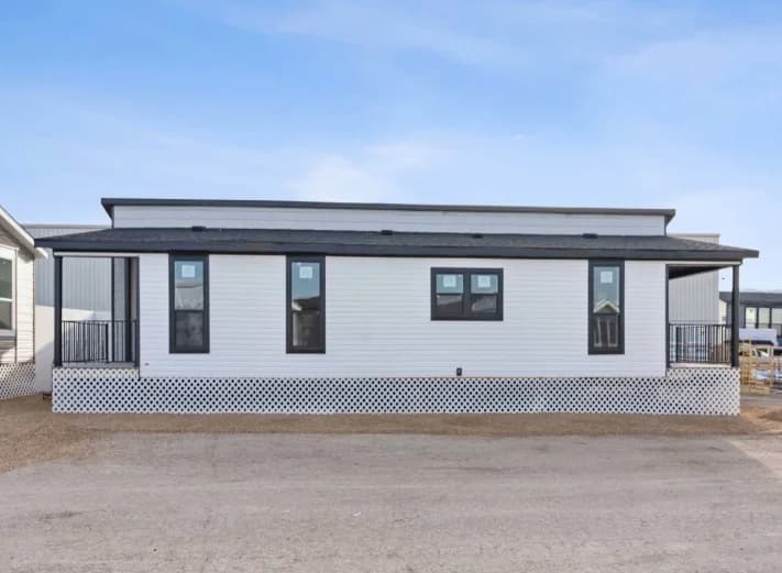 Gs 9921 av exterior and elevation home features