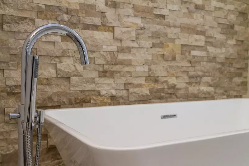 Kingsbrook kb-47 bathroom home features