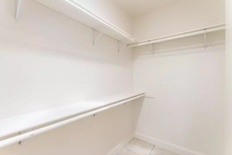 Kingsbrook kb-47 interior home features